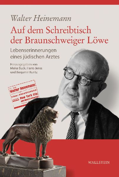 Auf dem Schreibtisch der Braunschweiger Löwe