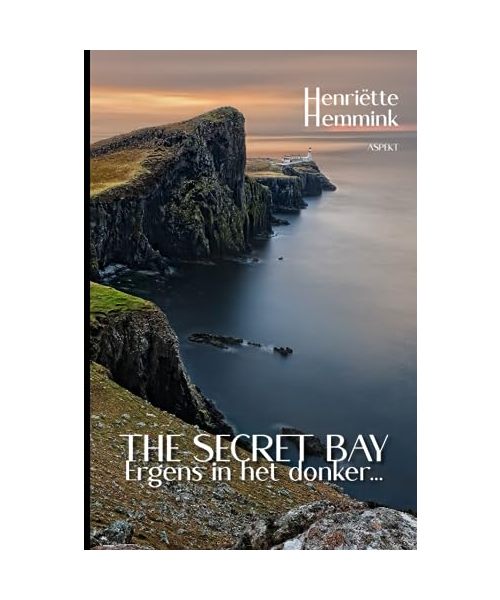 Ergens in het donker… (The secret bay, Band 1)