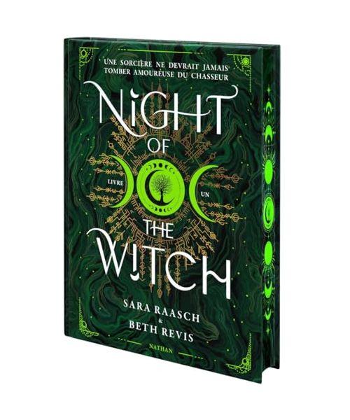 Night of the Witch - Une sorcière ne devrait jamais tomber amoureuse du chasseur - T1 Collector: Tome 1, Une sorcière ne devait jamais tomber amoureuse du chasseur