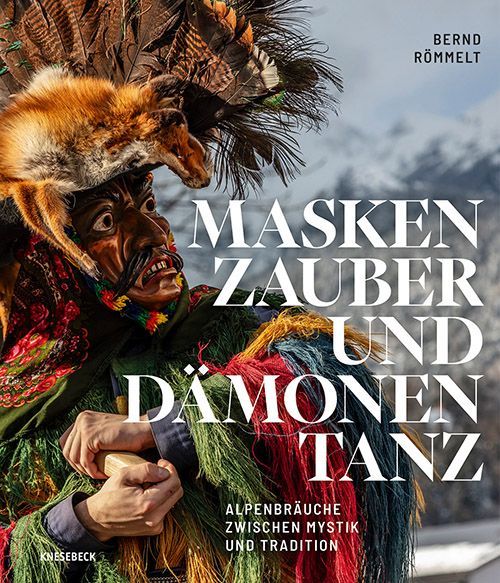 Maskenzauber und Dämonentanz